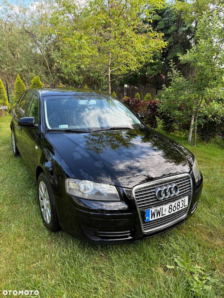 Audi A3 Sportback 1.6 Ambiente - 1