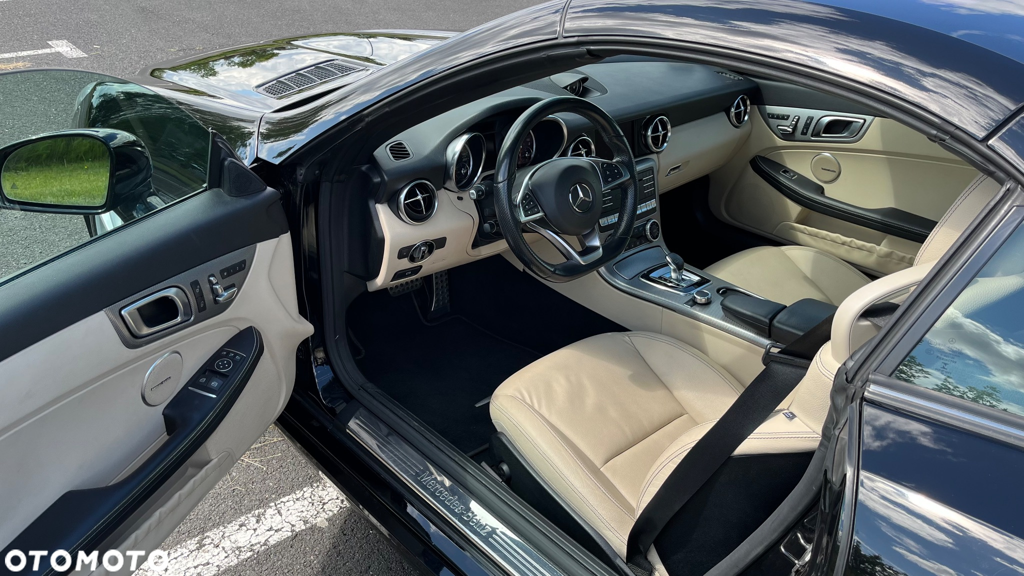 Mercedes-Benz SLC 300 9G-TRONIC Final Edition - 19