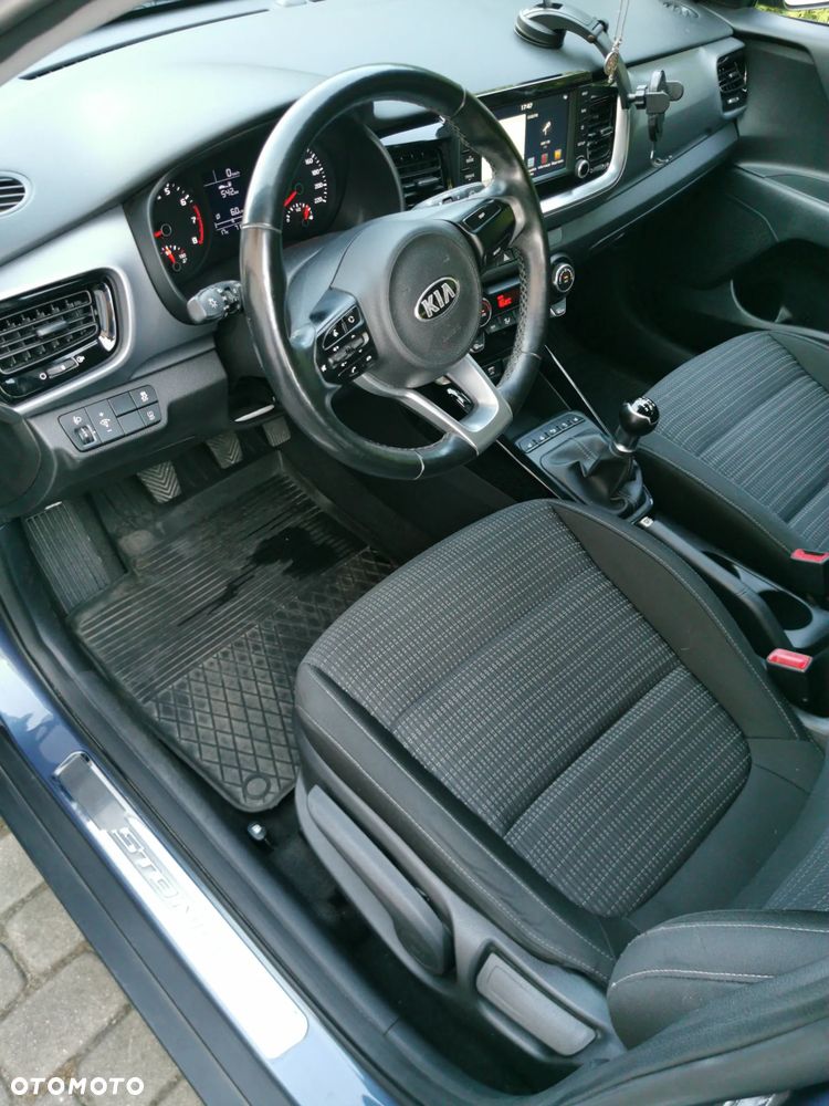 Kia Stonic - 13