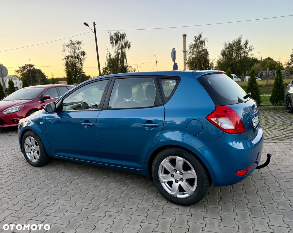 Kia Ceed 1.4 Comfort - 6