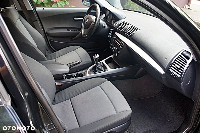 BMW Seria 1 - 16