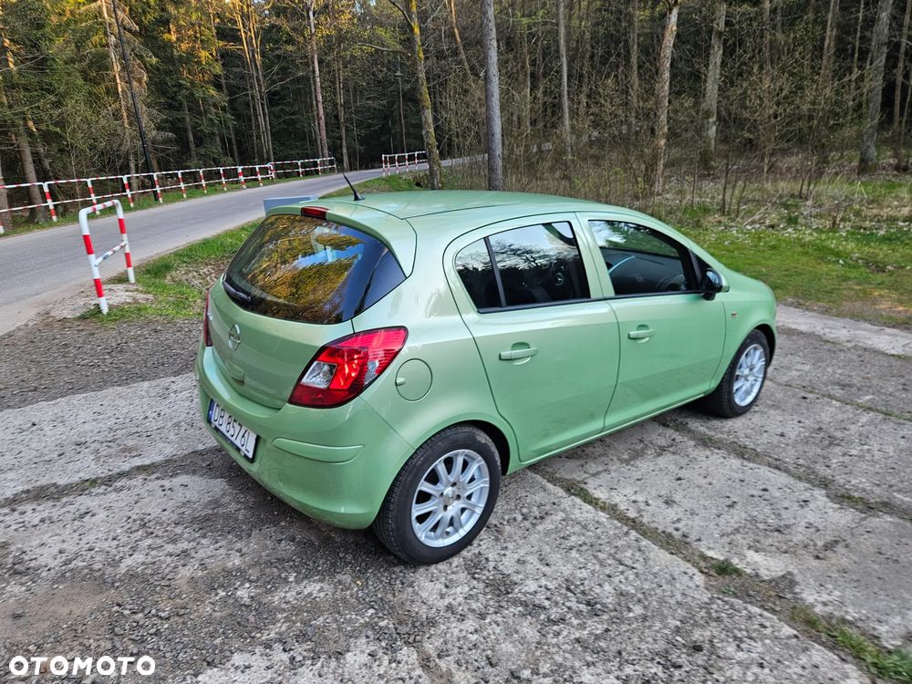 Opel Corsa 1.2 16V - 19