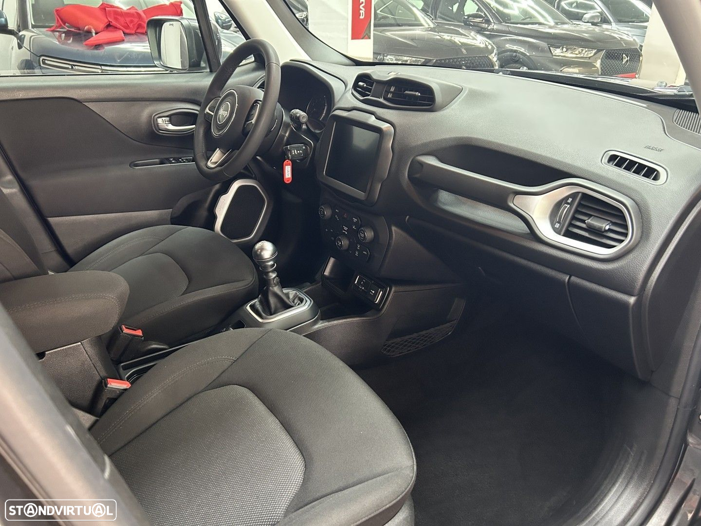 Jeep Renegade 1.0 T Longitude - 13