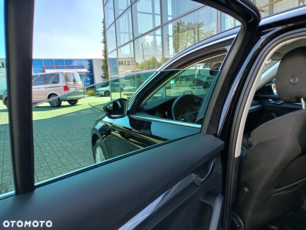 Skoda Octavia 2.0 TDI Style DSG - 29