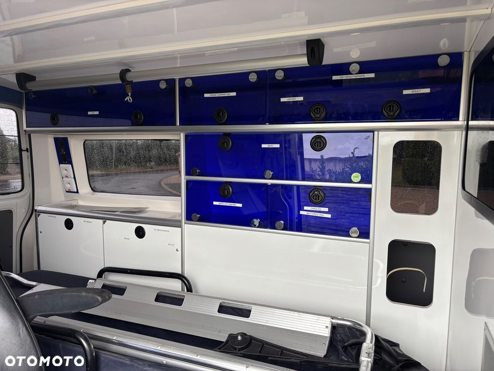 Volkswagen Transporter - 12