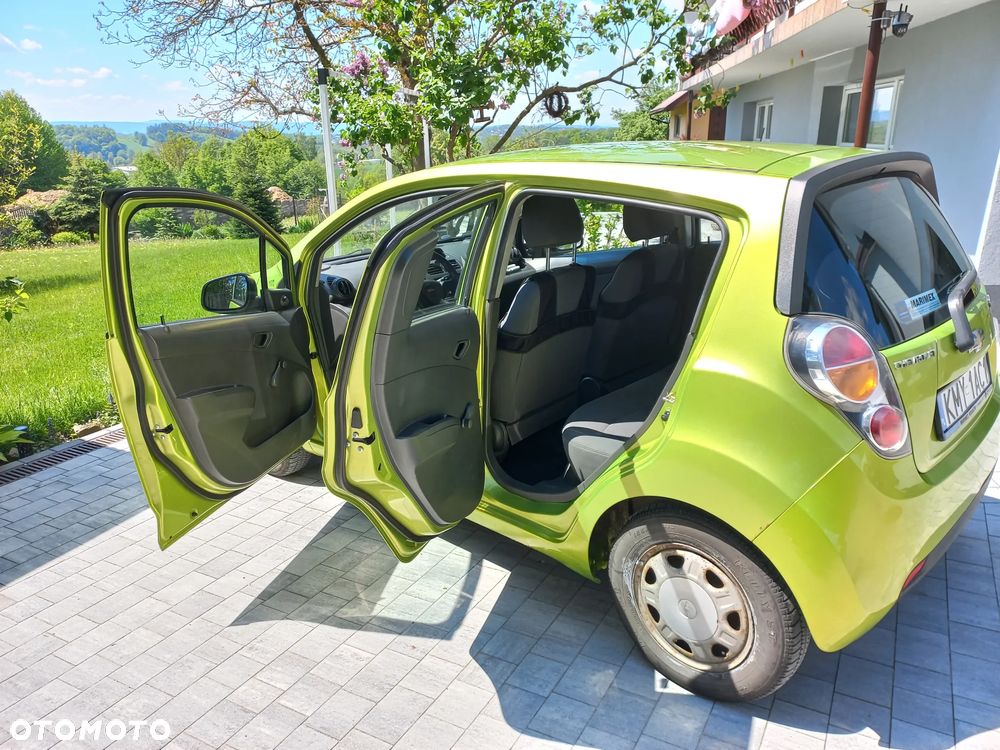 Chevrolet Spark 1.0 Base - 2