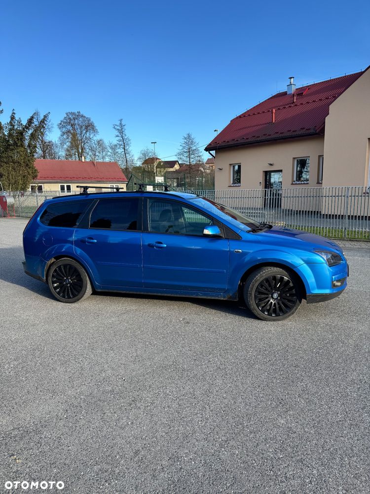 Ford Focus 1.8 TDCi Ghia - 2