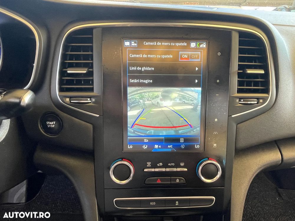 Renault Megane TCe 140 GPF EDC INTENS - 32