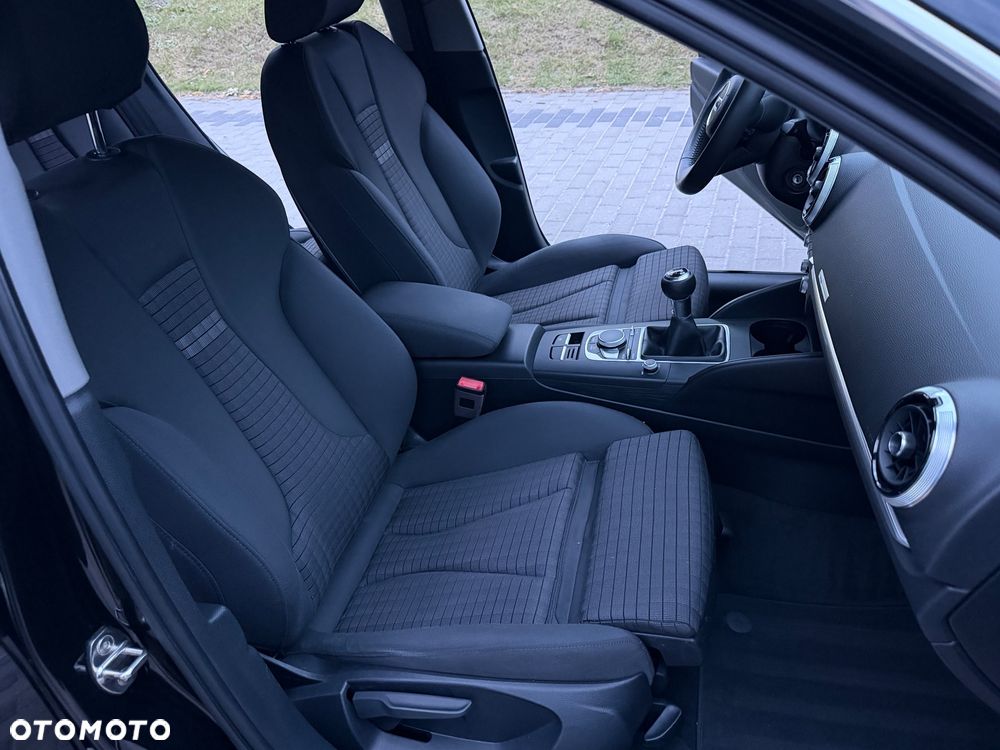 Audi A3 Sportback 1.4 TFSI CoD Sport - 14