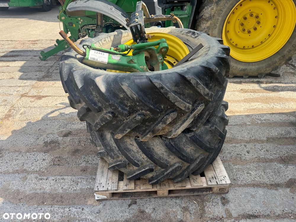 John Deere 6145R - 14