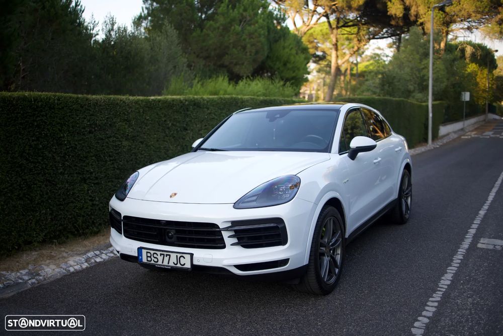 Porsche Cayenne Coupé E-Hybrid - 2
