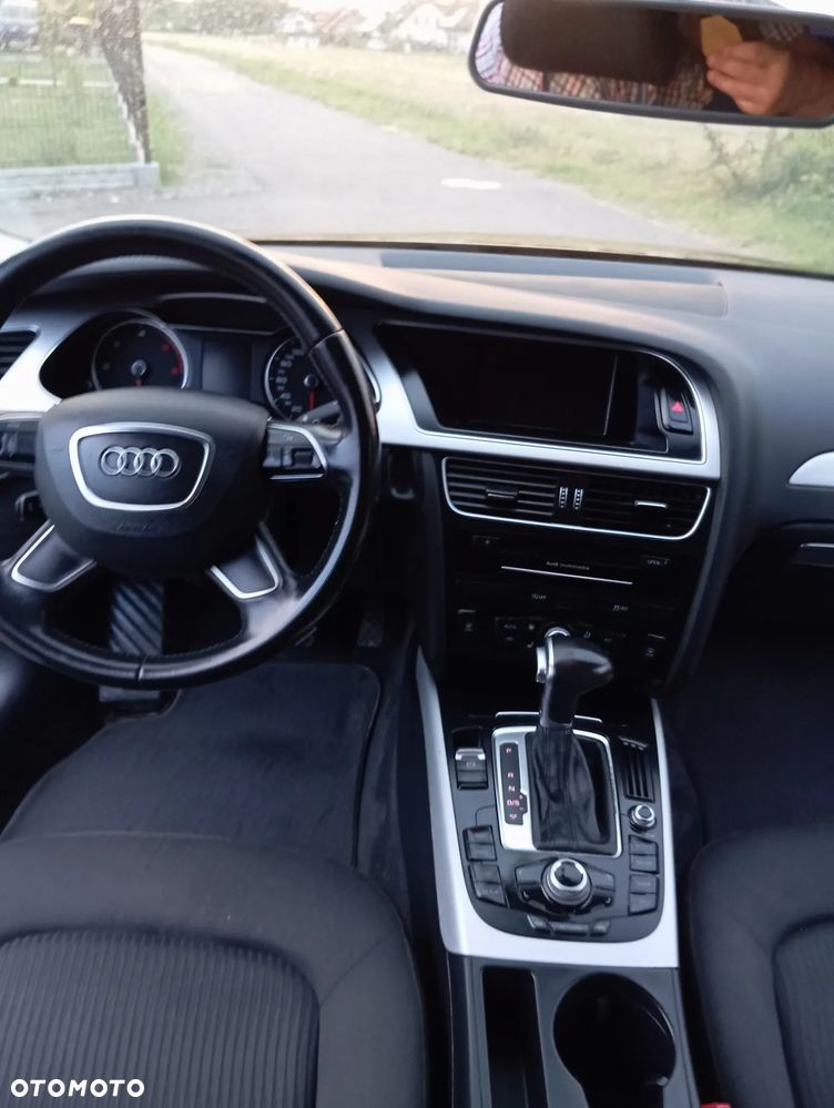 Audi A4 Avant - 16