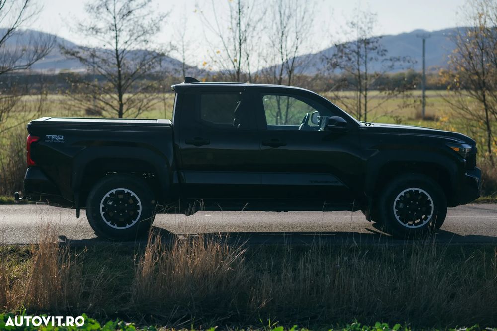 Toyota Tacoma - 5