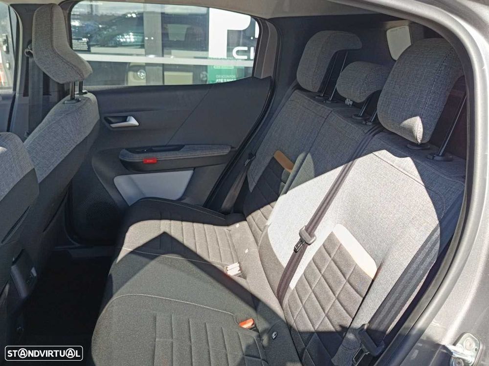 Citroën e-C3 Aircross - 10