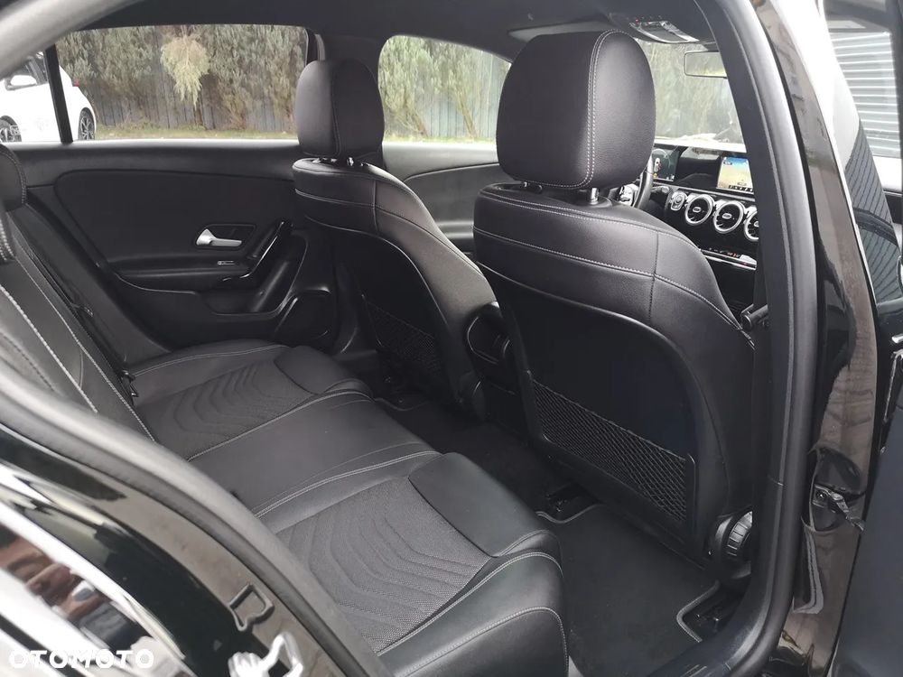 Mercedes-Benz Klasa A 180 d Edition 1 7G-DCT - 21