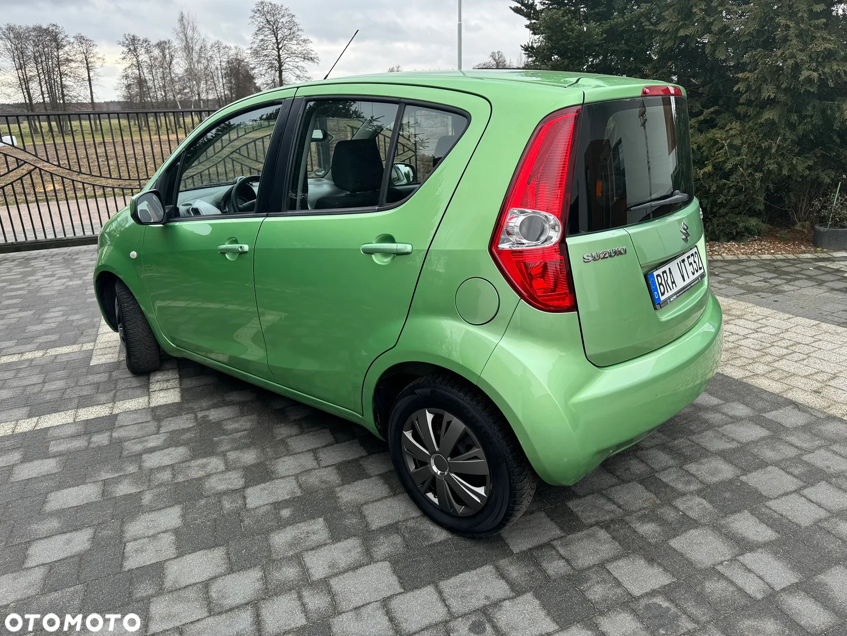 Suzuki Splash 1.0 Basic - 26