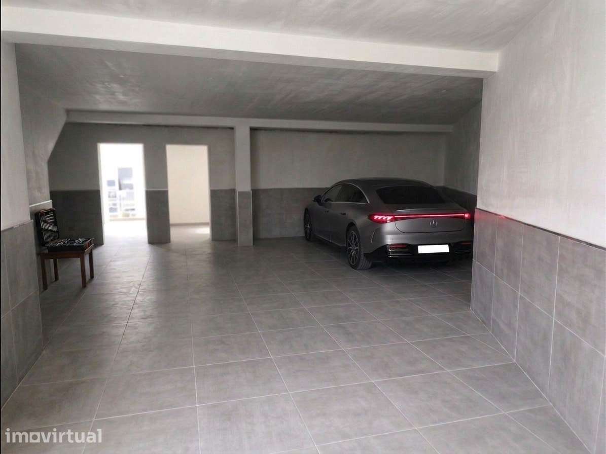 Moradia T4 Excelentes Áreas - Em Construção - Grande imagem: 4/10
