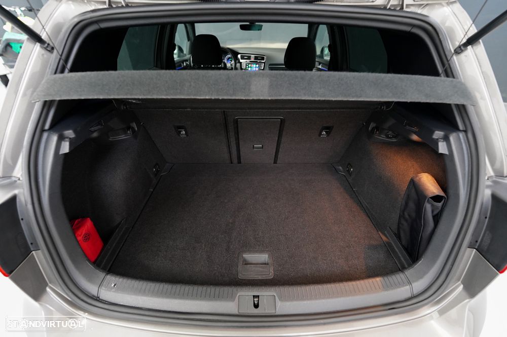 VW Golf 2.0 TSI R DSG - 34