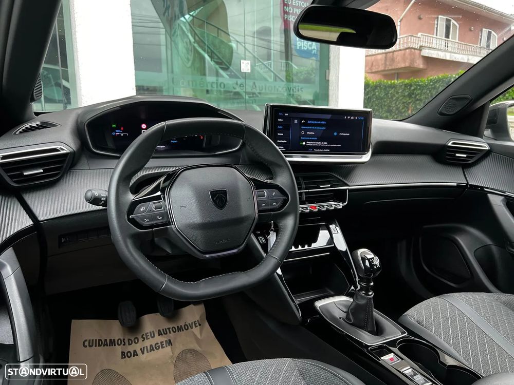 Peugeot 2008 1.2 PureTech Allure - 43