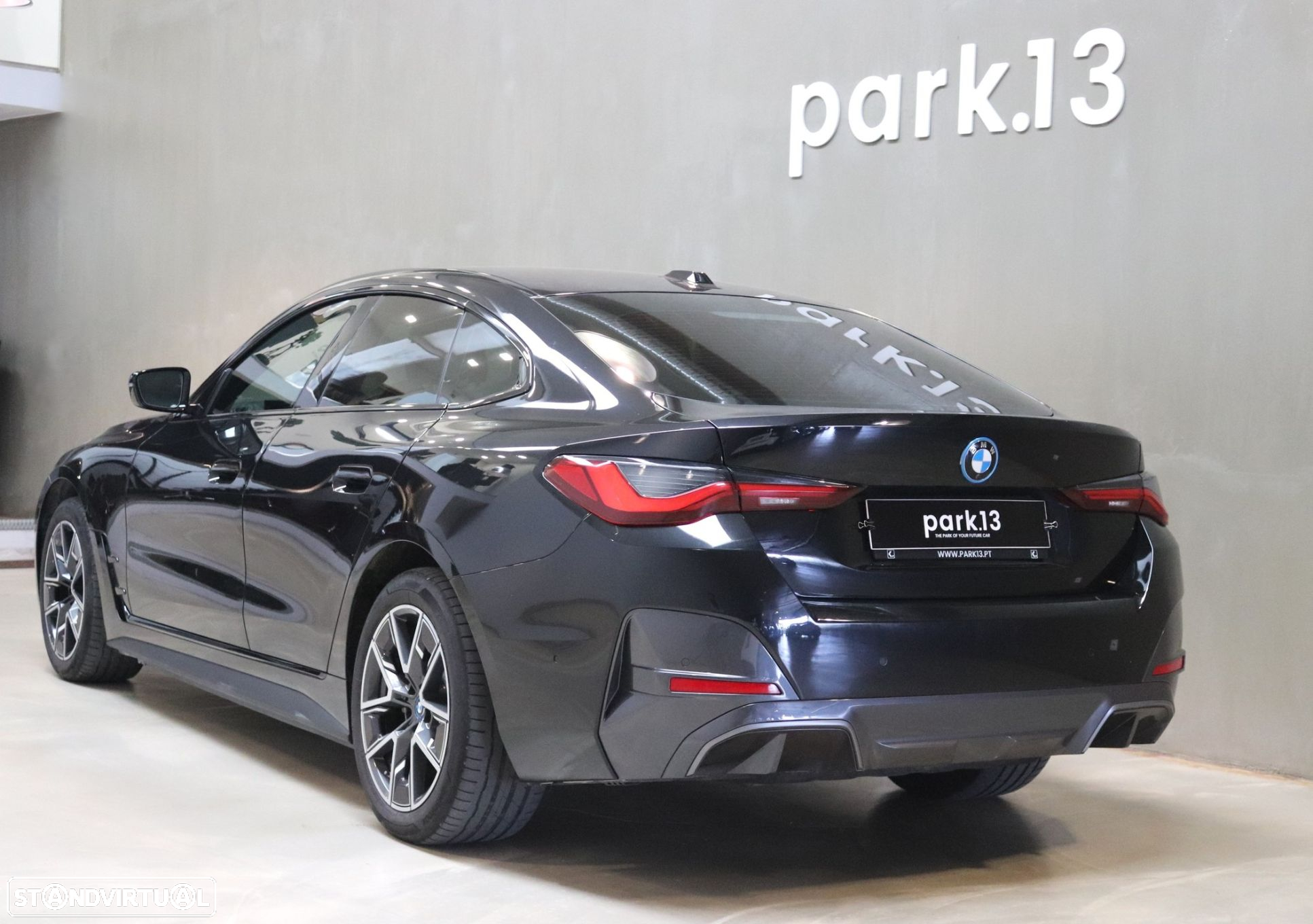 BMW i4 eDrive35 Pack Desportivo M - 17
