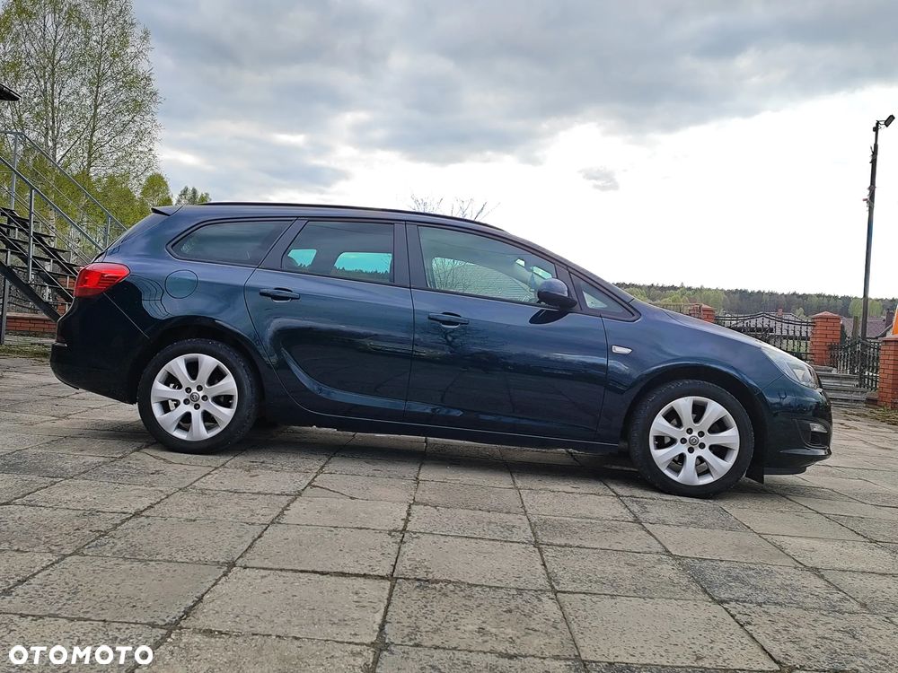 Opel Astra 1.4 Turbo Selection - 2