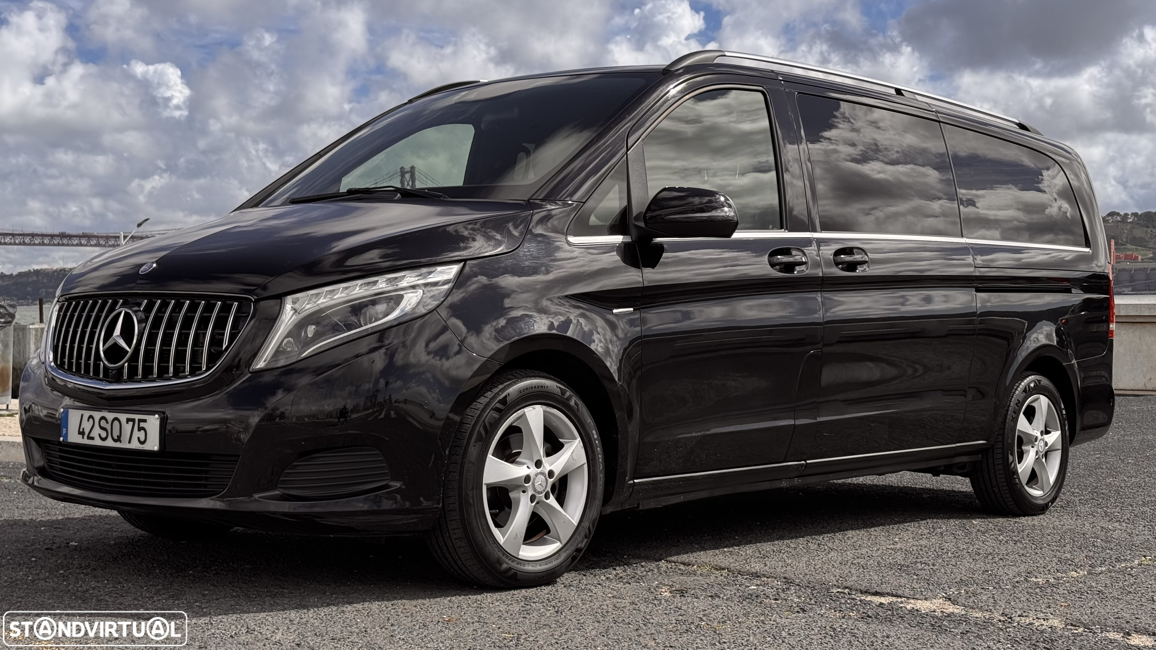 Mercedes-Benz V 220 d Longo Avantgarde Aut. - 43