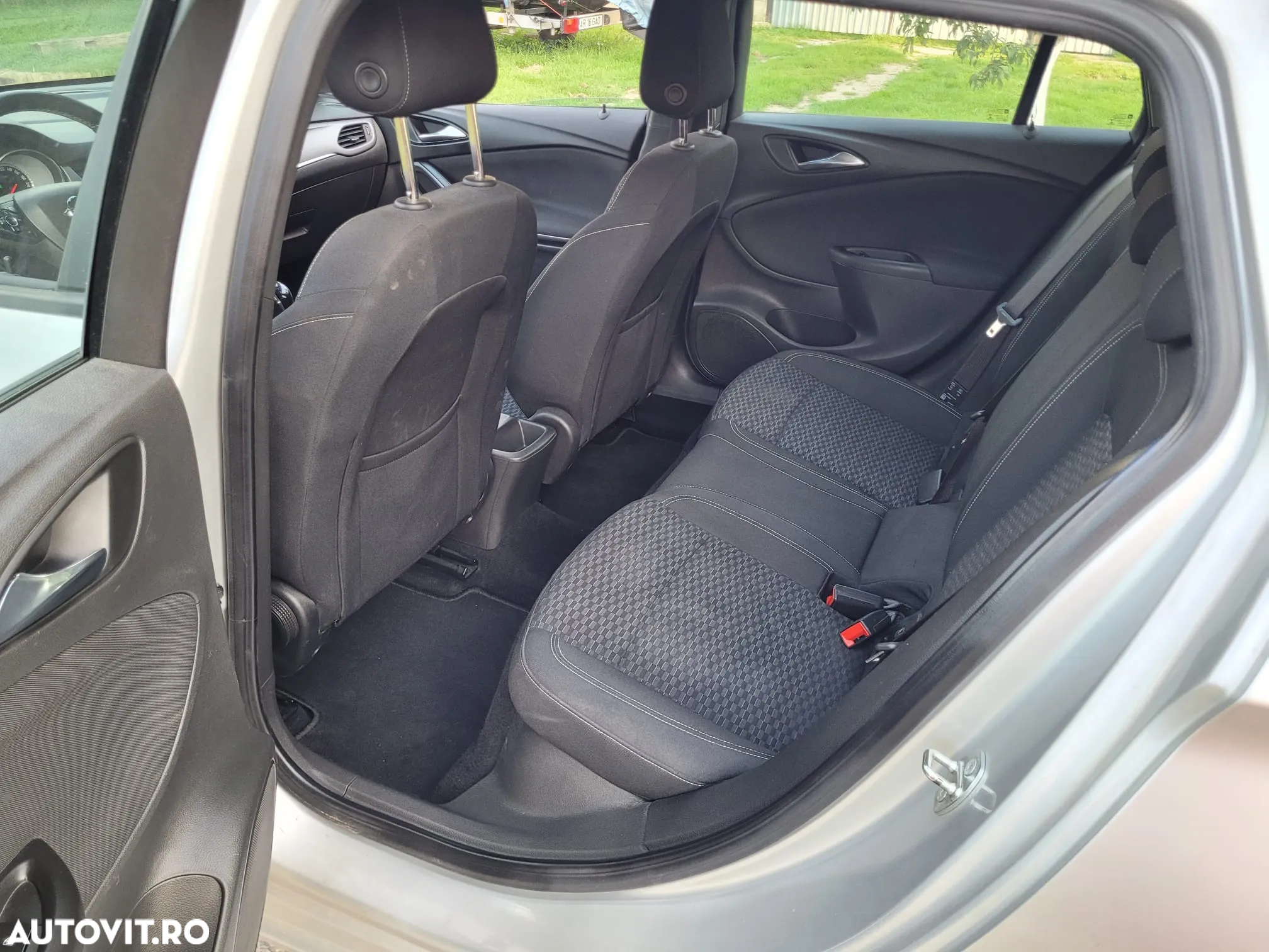 Opel Astra 1.6 D (CDTI) Sports Tourer Edition - 12