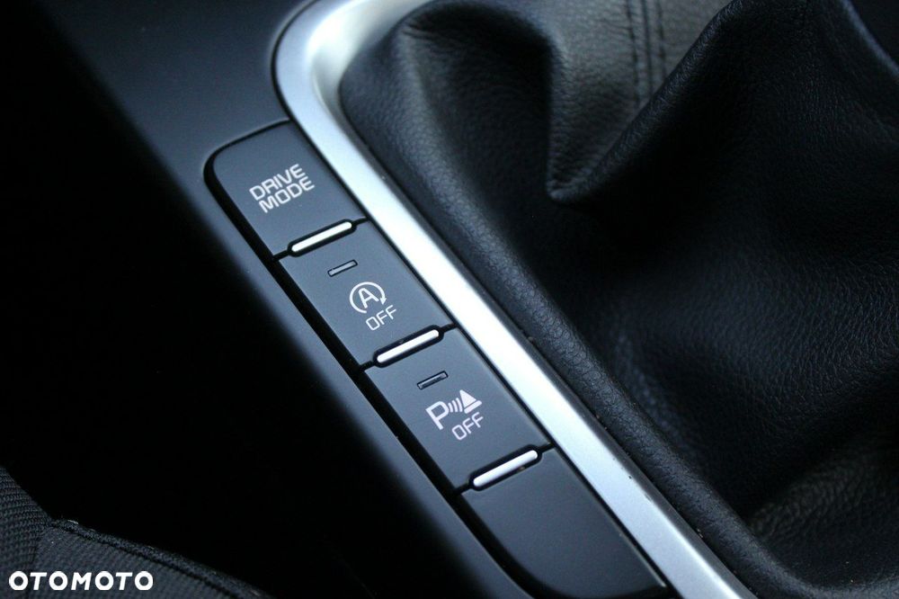 Kia Ceed 1.6 CRDi mHEV M - 25