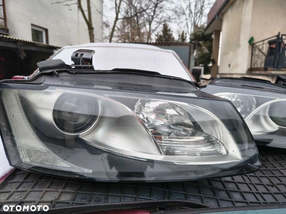 Lampa Audi A5 8T Przed Lift Przód Lewa Prawa stan BDB - 3