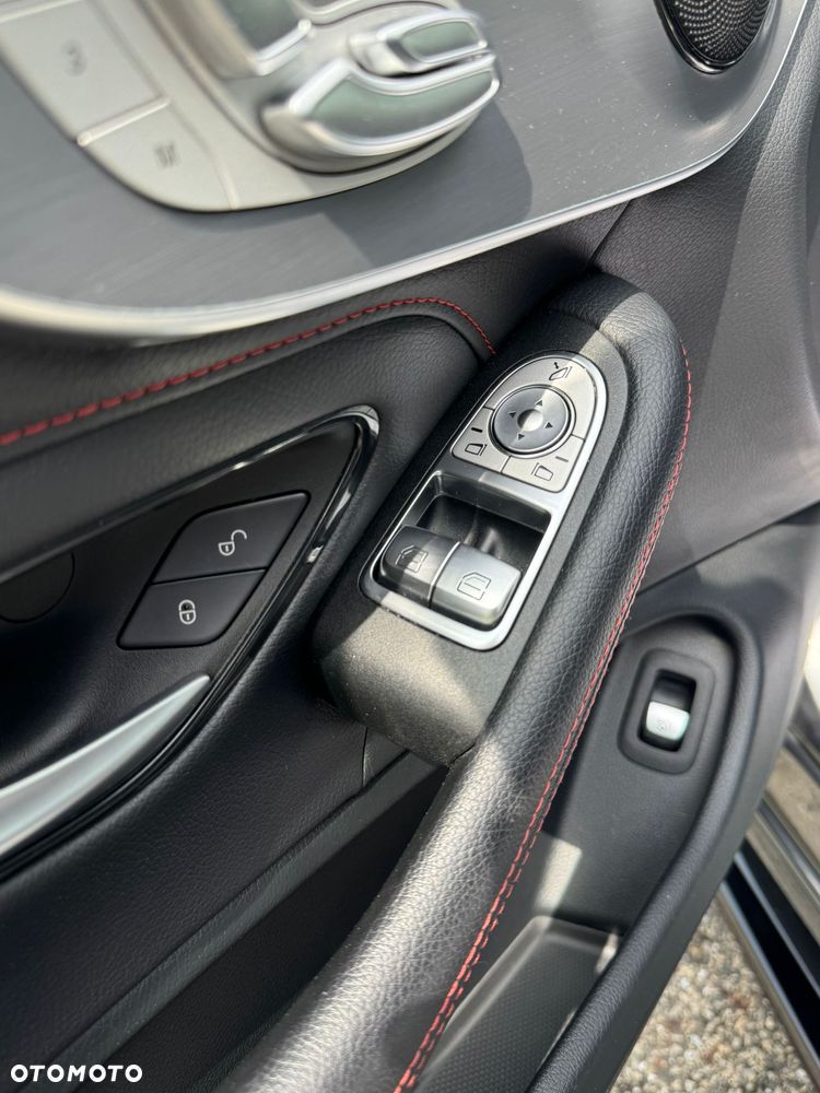 Mercedes-Benz Klasa C 300 9G-TRONIC AMG Line Plus - 20