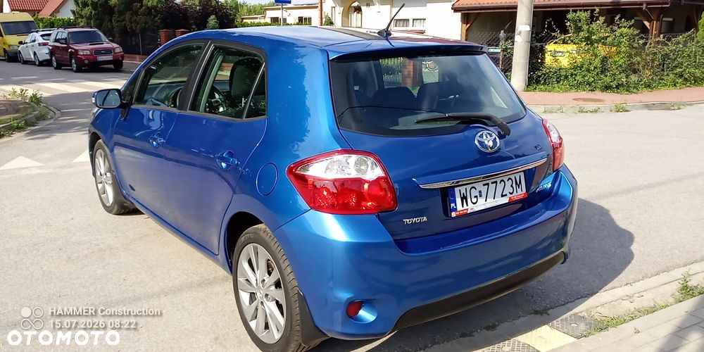 Toyota Auris 1.8 Premium - 20