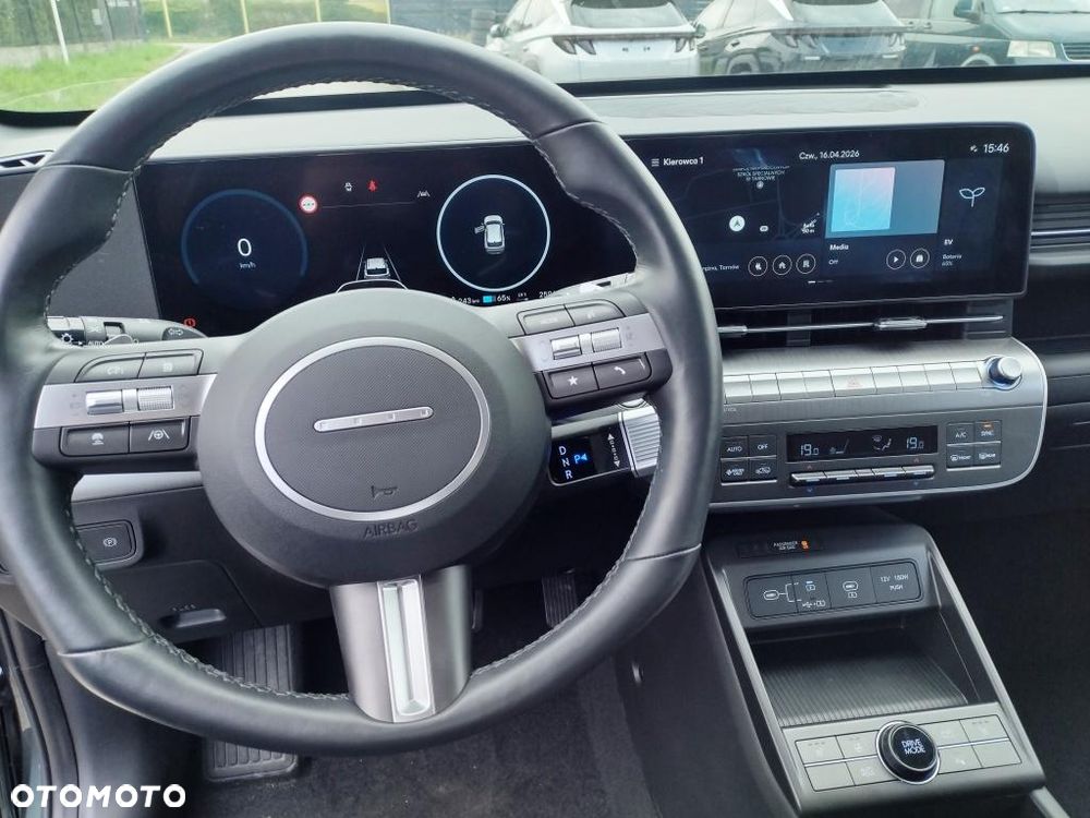 Hyundai Kona 65kWh Executive - 4