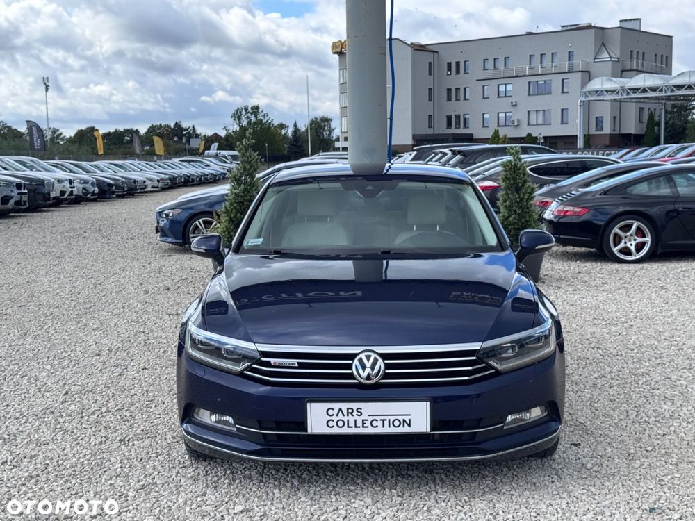 Volkswagen Passat - 10