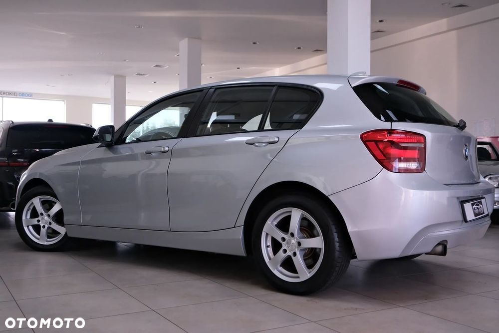 BMW Seria 1 114i - 13