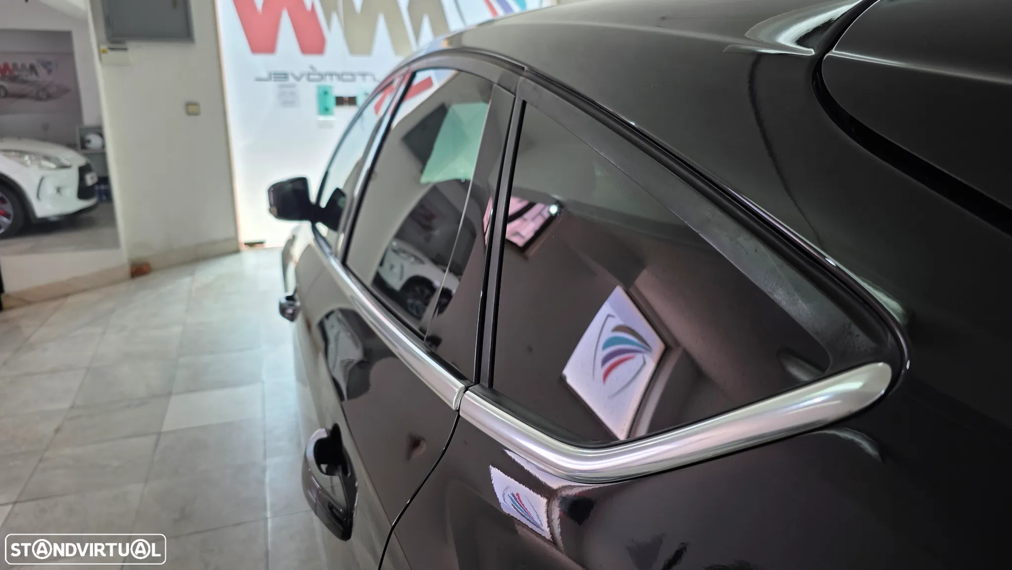 Ford Focus 1.0 SCTi Titanium - 12