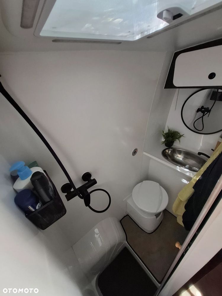 Mercedes-Benz sprinter - 13