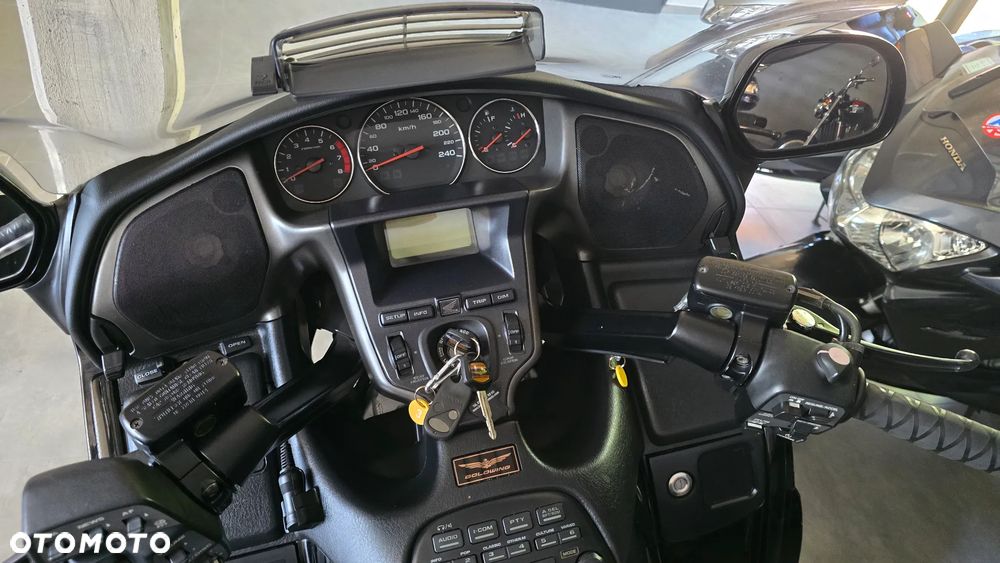 Honda GL - 15