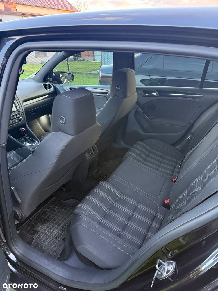 Volkswagen Golf 2.0 TDI DPF DSG GTD - 11
