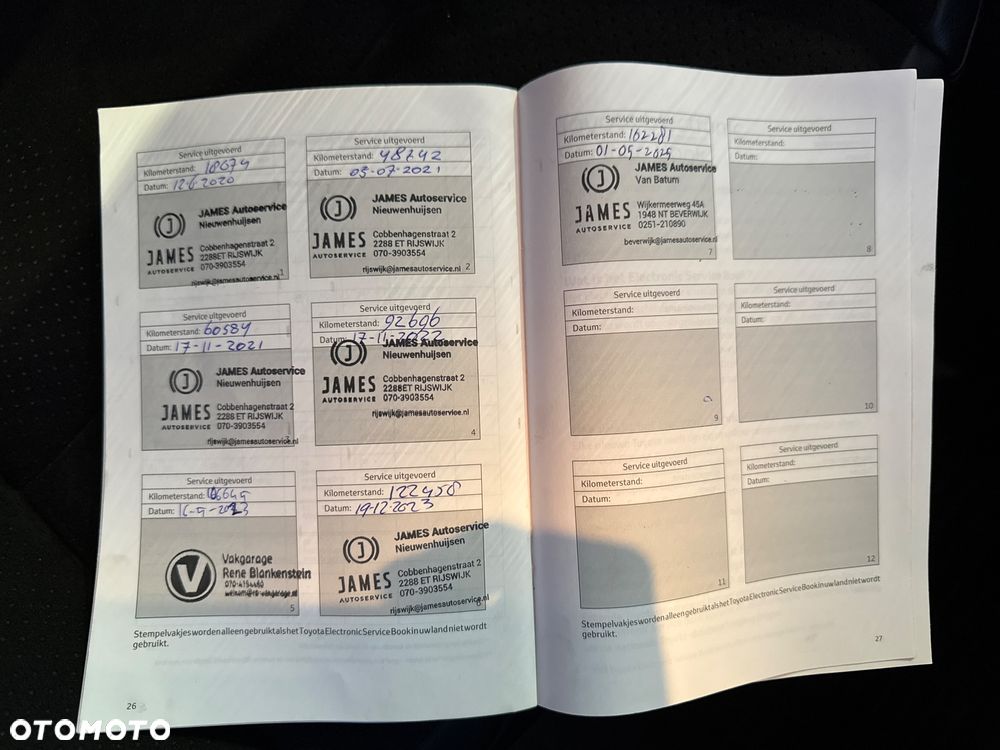 Toyota C-HR 1.8 Hybrid Dynamic - 24