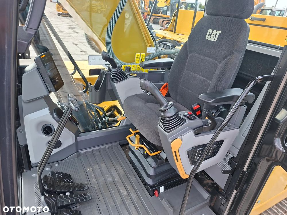 Caterpillar CAT 320 GC Rok 2020 - 9