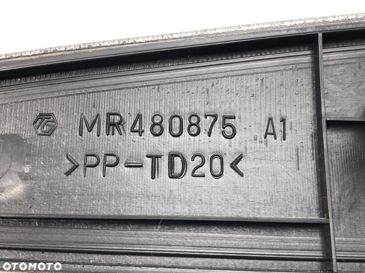 LISTWA DEKOR KOKPITU - 86.00 PLN - MITSUBISHI OUTLANDER I (CU_W) 2001 - 2008 2.4 HDD Mivec (CU5W) - 4