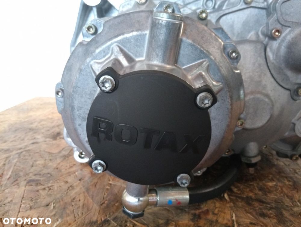 Silnik ROTAX 991 CAN AM SPYDER RT SE5 2011r   PN. 707000962 - 8