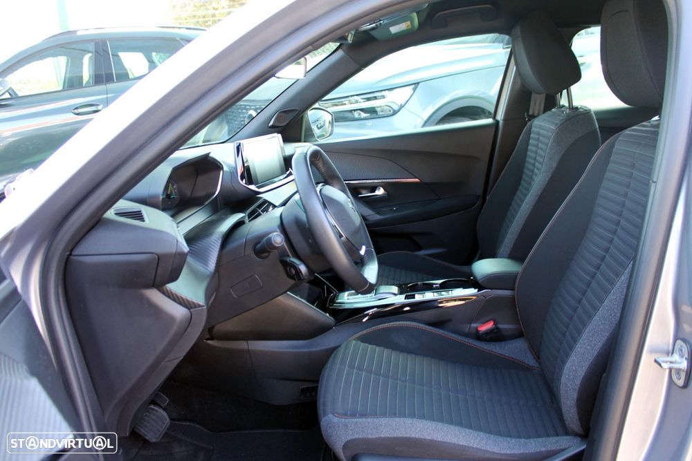 Peugeot e-2008 50 kWh Active Pack - 41