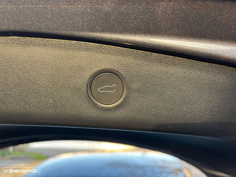 Tesla Model 3 Long Range Tração Traseira - 19