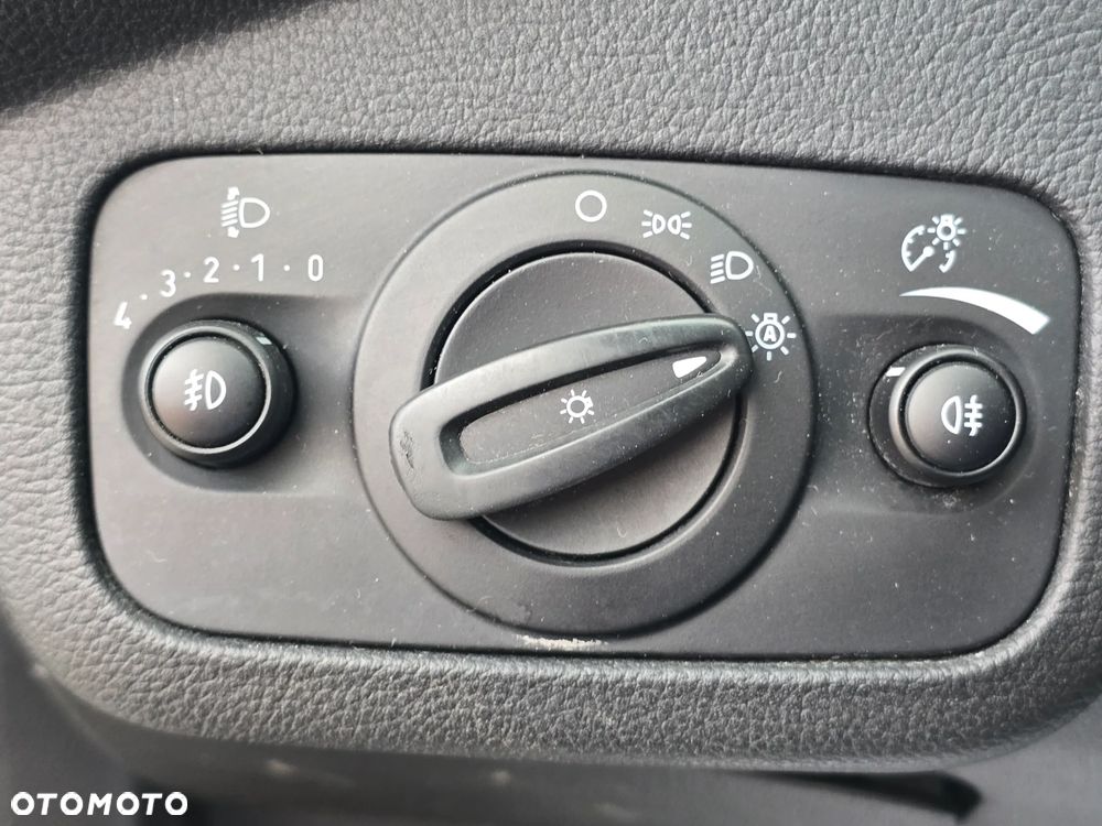 Ford Kuga 2.0 TDCi 4x4 Titanium - 13