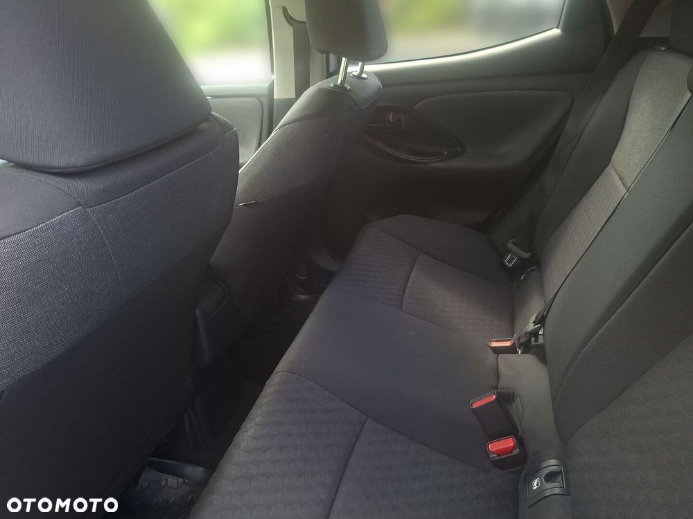 Toyota Yaris Hybrid 1.5 Comfort - 12