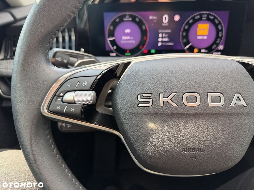 Skoda Superb 1.5 TSI mHEV Selection DSG - 17