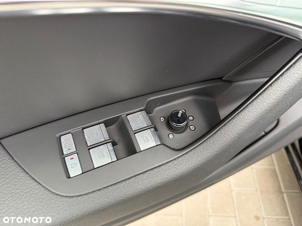Audi A6 Avant - 21
