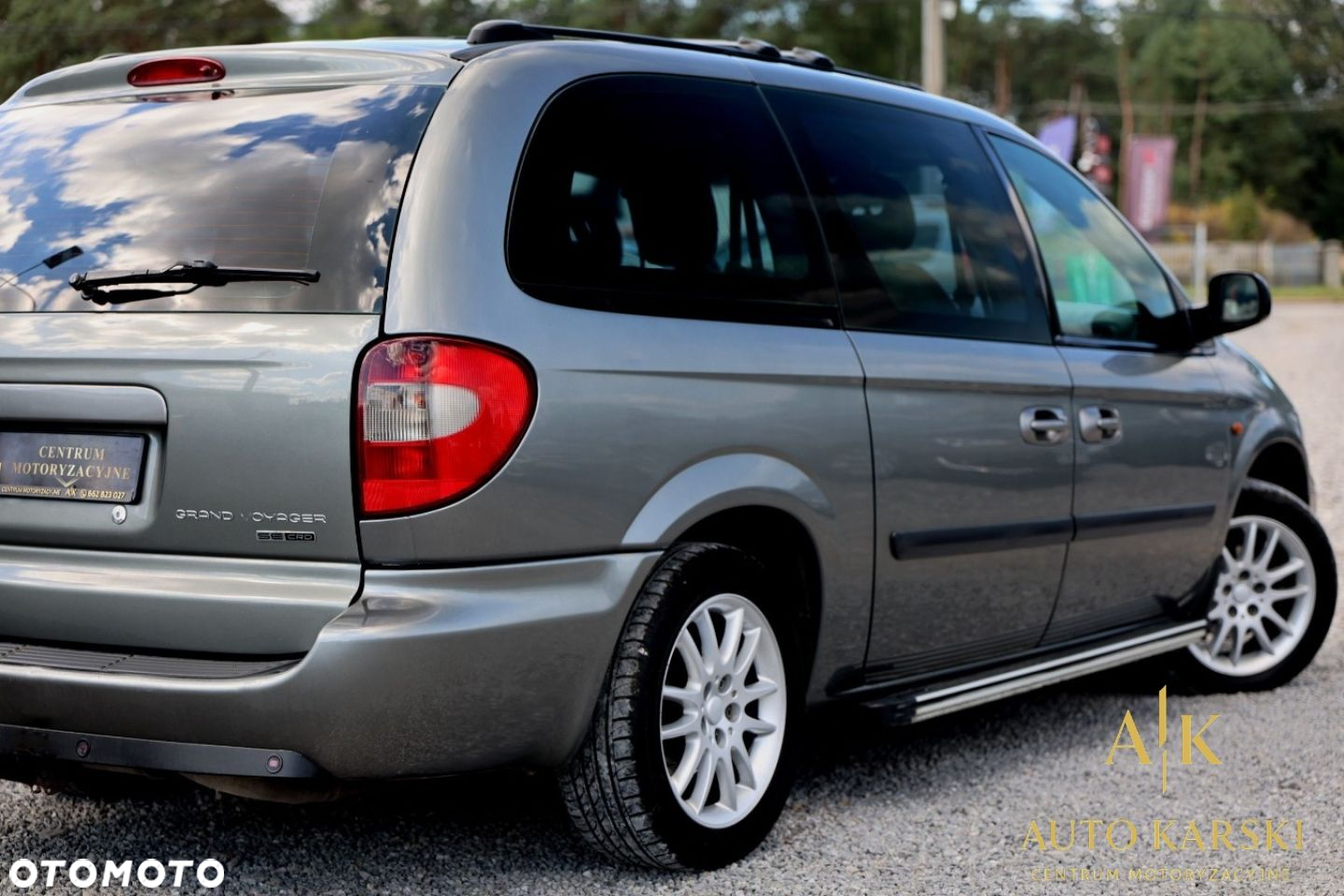 Chrysler Grand Voyager - 12