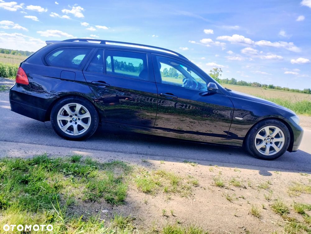 BMW Seria 3 320d - 4